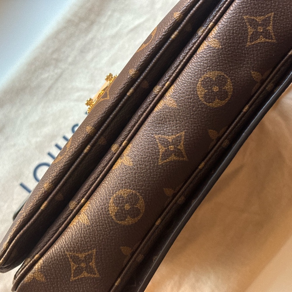 Louis Vuitton Pochette Métis Monogram - EUC - Picture 5 of 10